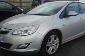 Poignee porte arriere droit OPEL ASTRA J