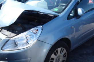 Poignee porte avant droit OPEL CORSA D