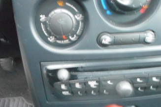 Poignee interieur avant droit RENAULT CLIO 3