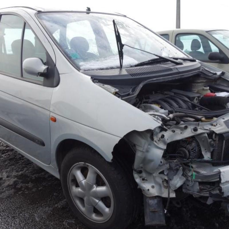 Pompe de direction RENAULT SCENIC 1 Photo n°4