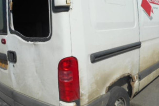 Poignee porte avant droit RENAULT MASTER 2