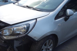 Poignee porte arriere gauche KIA RIO 3