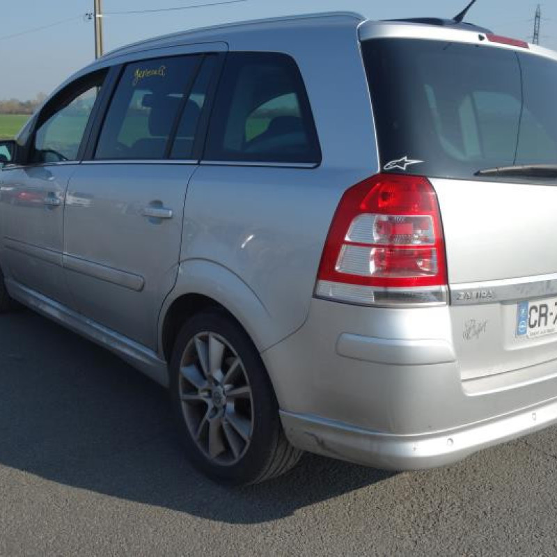 Traverse superieure OPEL ZAFIRA B Photo n°5