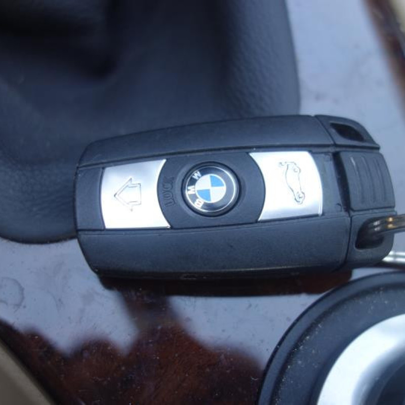 Poignee porte arriere droit BMW SERIE 3 E90 Photo n°11