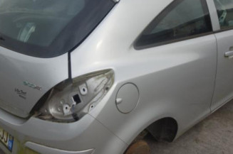 Poignee porte avant gauche OPEL CORSA D