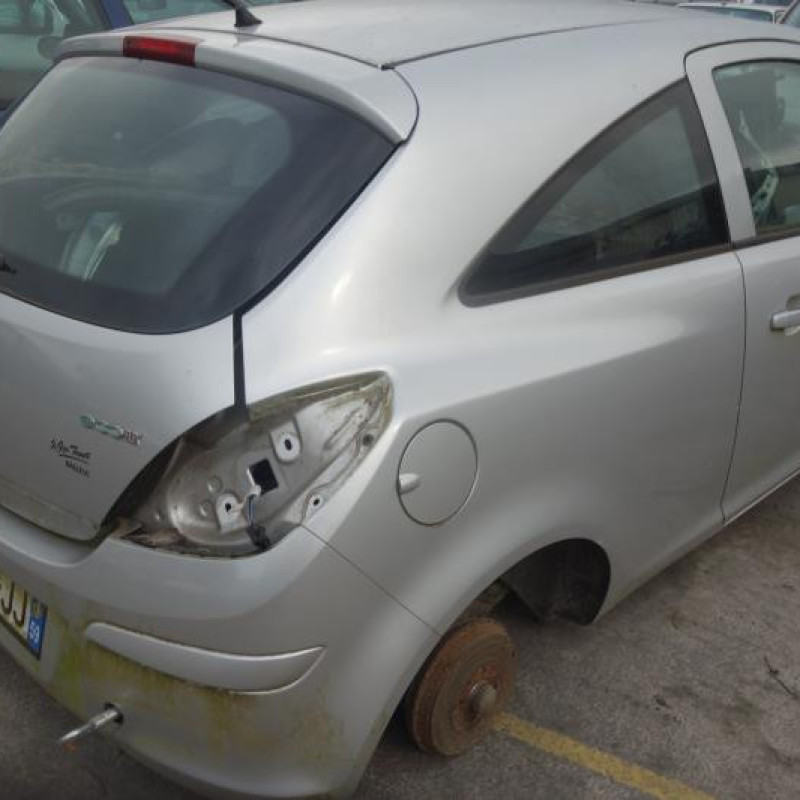 Poignee porte avant gauche OPEL CORSA D Photo n°6