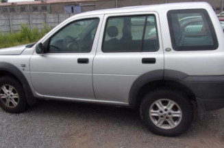 Renfort pare choc avant (traverse) LAND ROVER FREELANDER 1