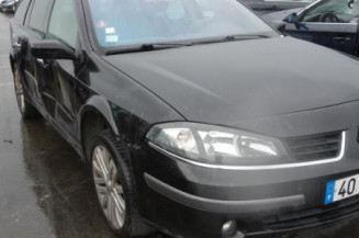 Pare choc arriere RENAULT LAGUNA 2