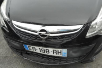 Poignee porte avant droit OPEL CORSA D