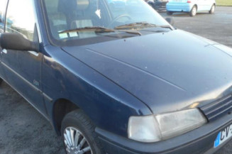 Pare choc arriere PEUGEOT 106