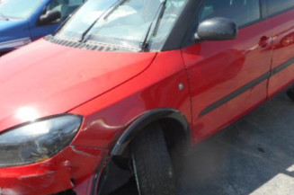 Poignee porte avant droit SKODA FABIA 2