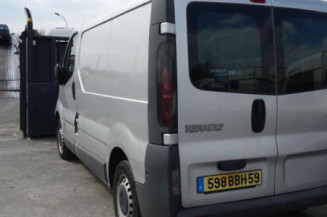 Poignee porte avant gauche RENAULT TRAFIC 2