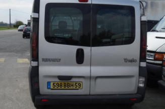 Poignee porte avant gauche RENAULT TRAFIC 2