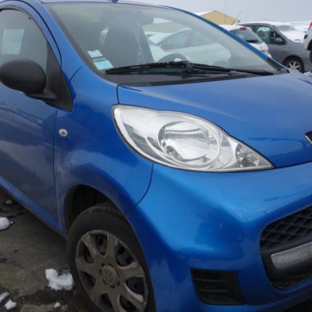 Vitre avant gauche PEUGEOT 107