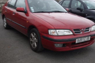 Optique avant secondaire droit (feux)(clignotant) NISSAN PRIMERA 2