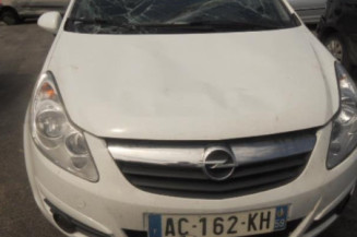 Poignee porte avant gauche OPEL CORSA D