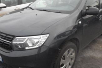 Poignee interieur avant droit DACIA SANDERO 2