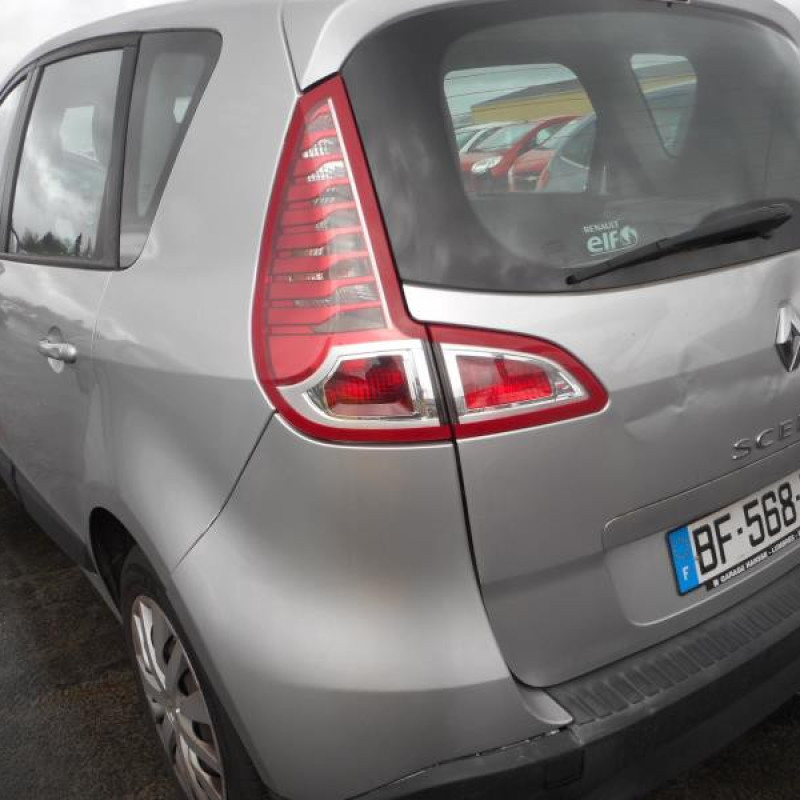 Debitmetre RENAULT SCENIC 3 Photo n°8