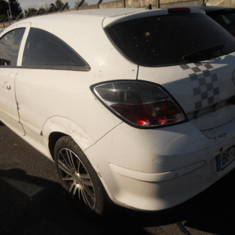 Traverse superieure OPEL ASTRA H Photo n°5