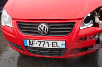 Poignee porte avant droit VOLKSWAGEN POLO 4