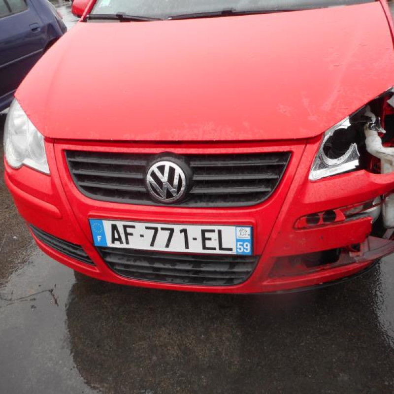 Poignee porte avant droit VOLKSWAGEN POLO 4 Photo n°5