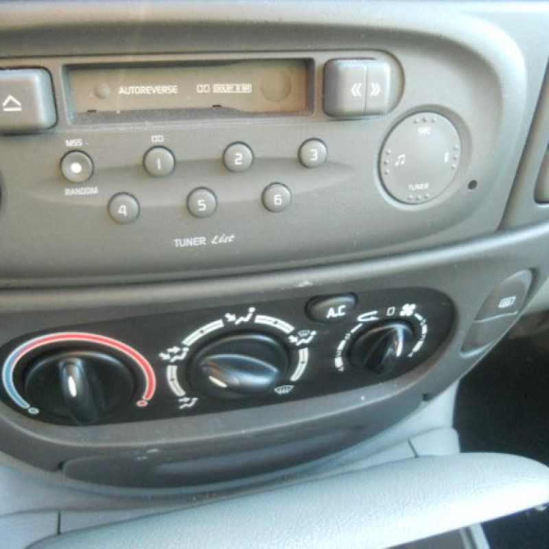 Pompe de direction RENAULT SCENIC 1 Photo n°8