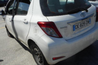 Poignee interieur arriere gauche TOYOTA YARIS 3