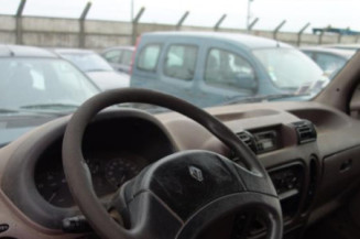 Poignee porte avant gauche RENAULT MASTER 2