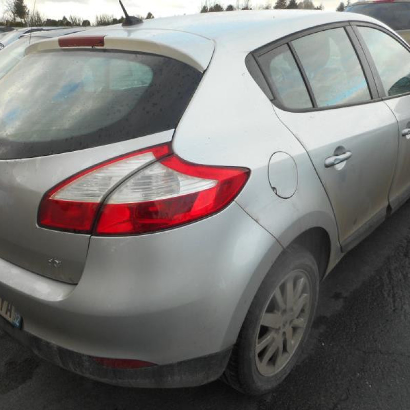 Pretensionneur de ceinture arriere droit RENAULT MEGANE 3 Photo n°7