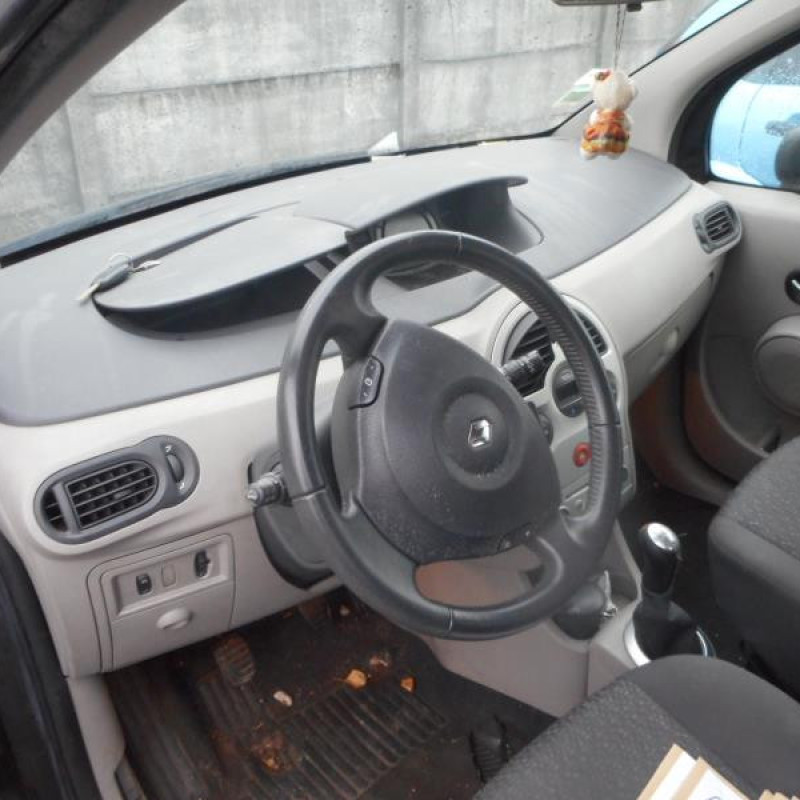 Poignee interieur arriere droit RENAULT MODUS Photo n°9