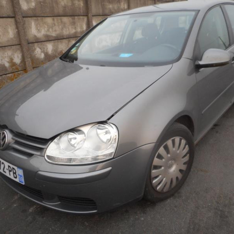 Vitre avant droit VOLKSWAGEN GOLF 5 Photo n°1