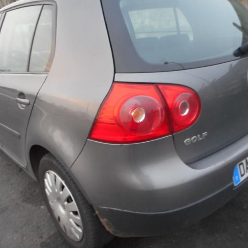 Vitre avant droit VOLKSWAGEN GOLF 5 Photo n°4