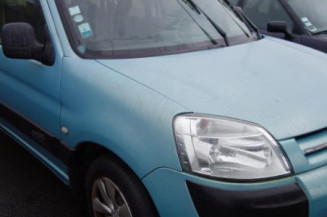 Vitre arriere droit CITROEN BERLINGO 1