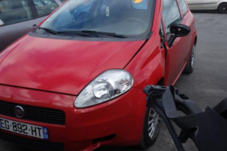 Poignee porte avant gauche FIAT GRANDE PUNTO