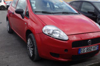 Poignee porte avant gauche FIAT GRANDE PUNTO