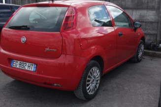 Poignee porte avant gauche FIAT GRANDE PUNTO