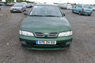 Optique avant secondaire gauche (feux)(clignotant) NISSAN PRIMERA 2