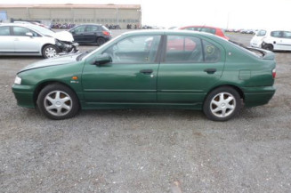 Optique avant secondaire gauche (feux)(clignotant) NISSAN PRIMERA 2