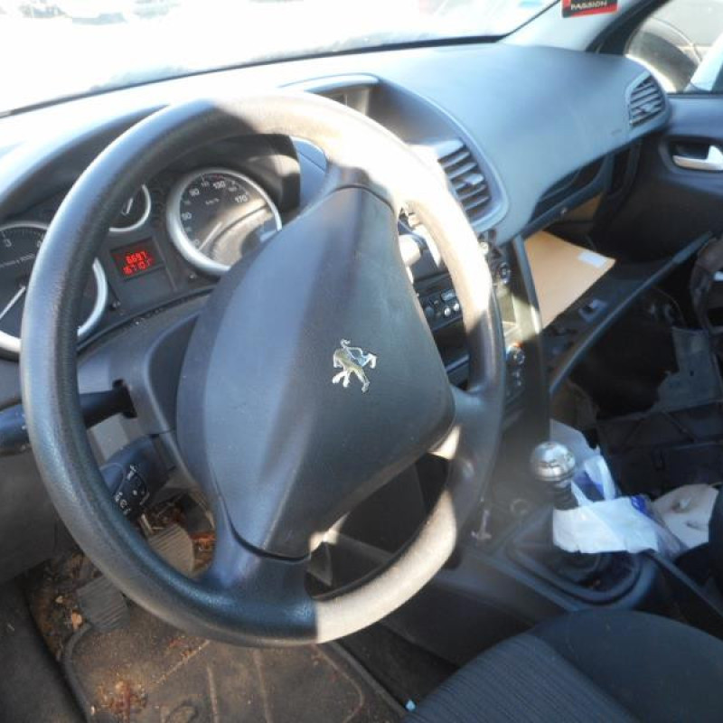 Poignee interieur avant droit PEUGEOT 207 Photo n°9