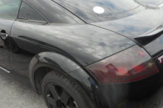 Custode avant droit (porte) AUDI TT 1