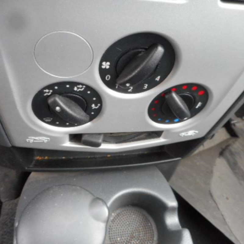 Poignee interieur arriere droit DACIA LOGAN MCV 1 Photo n°10