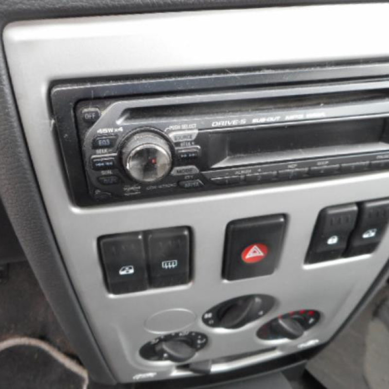 Poignee interieur arriere droit DACIA LOGAN MCV 1 Photo n°11