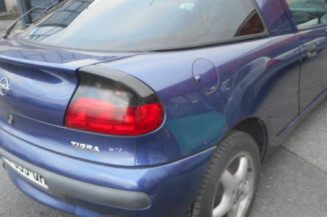 Pompe de direction OPEL TIGRA 1