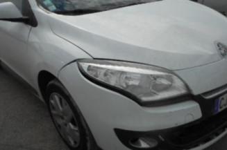 Charniere de porte arriere droit RENAULT MEGANE 3