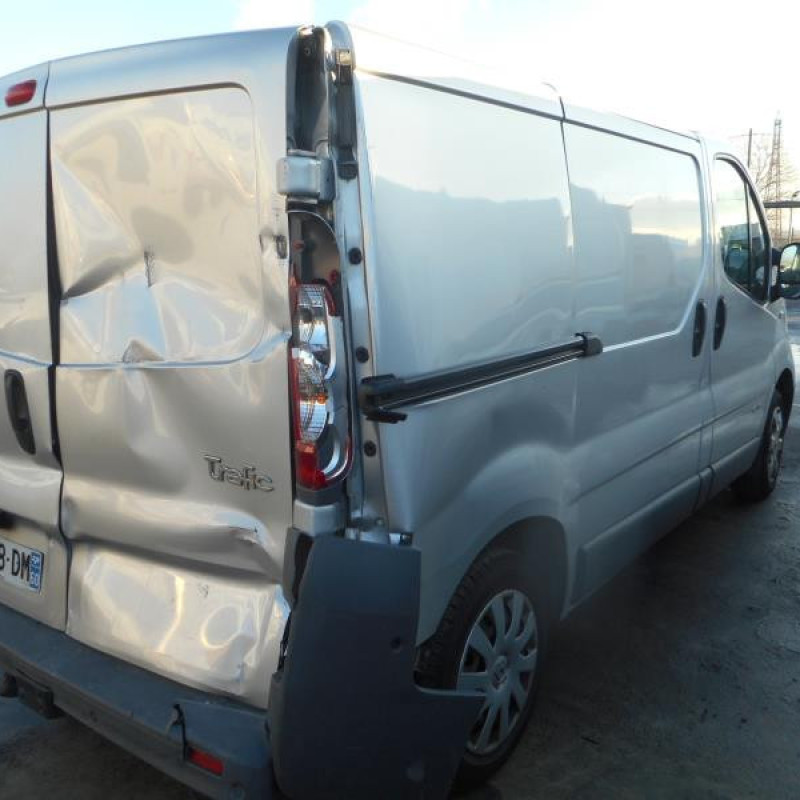 Charniere de porte avant droit RENAULT TRAFIC 2 Photo n°3