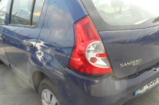 Charniere de porte arriere droit DACIA SANDERO 1