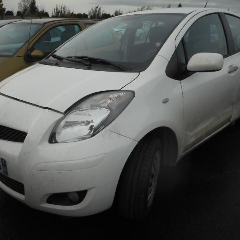 Poignee porte arriere droit TOYOTA YARIS 2 Photo n°4