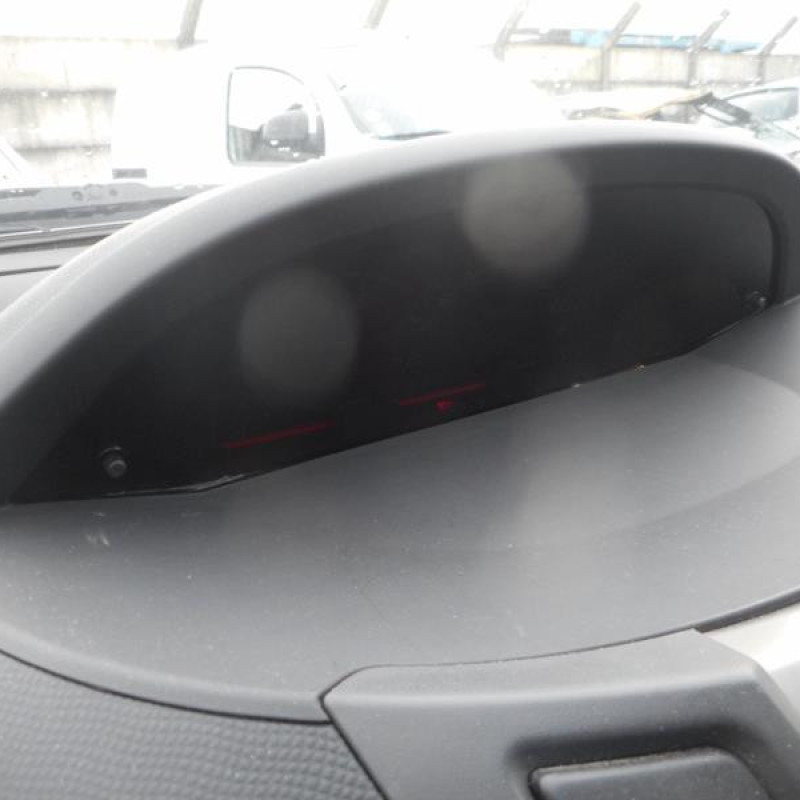 Poignee porte arriere droit TOYOTA YARIS 2 Photo n°11