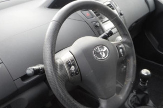 Poignee porte avant gauche TOYOTA YARIS 2