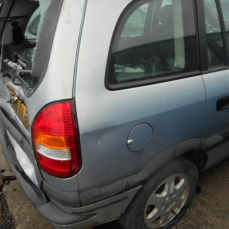 Poignee porte avant gauche OPEL ZAFIRA A Photo n°6